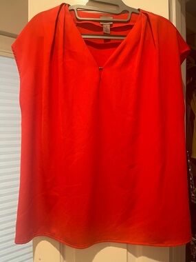 Chico's Bright Red-Orange  V-Neck Cap Sleeve Blouse size S (1)